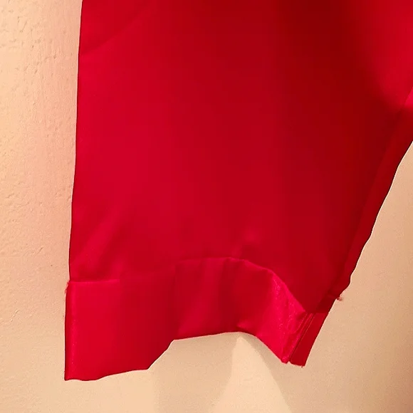 Robe - Picture 3 of 7